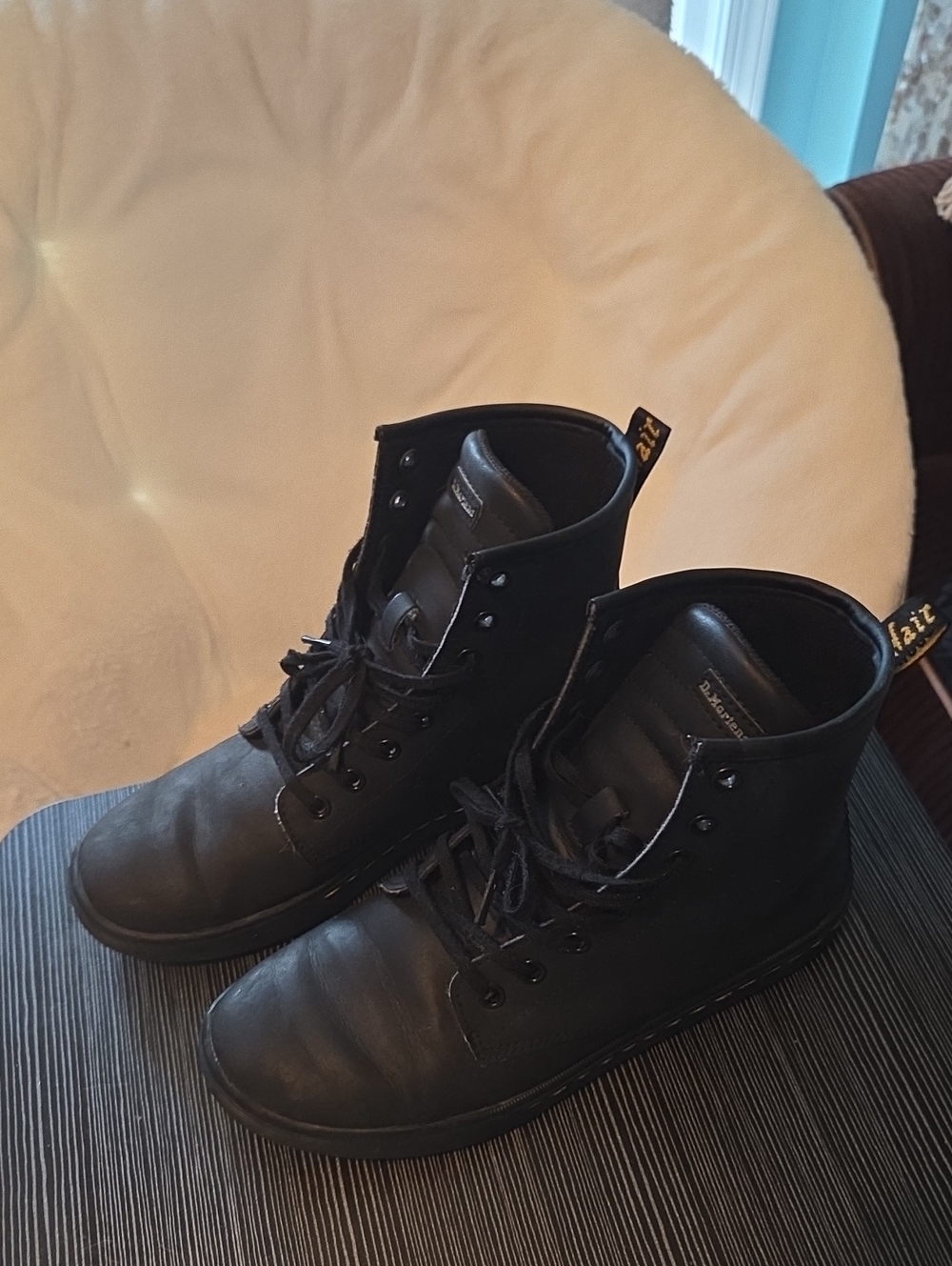 Women's Size 7- Doc Martens SHERIDAN  Boots- Black Casual Lace-Up High-Top Shoes